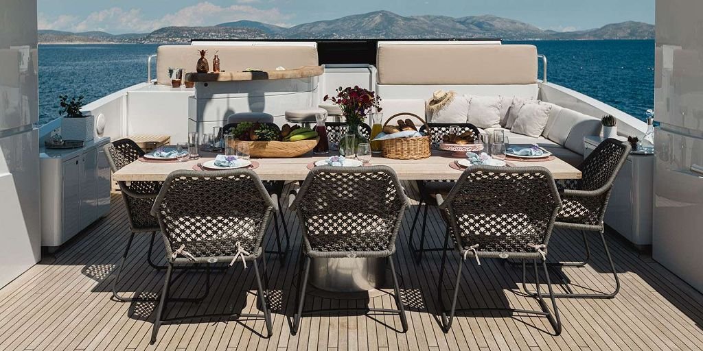 Luxury Motor Yacht LOANA