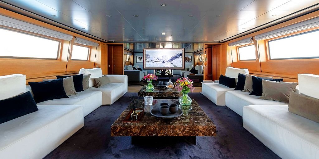 Luxury Motor Yacht LOANA
