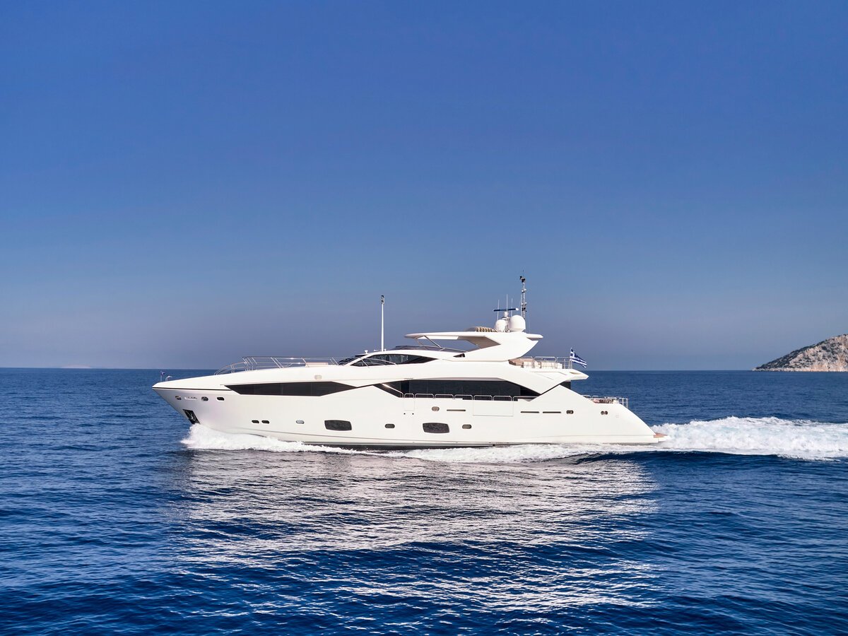 Luxury Motor Yacht MAKANI II