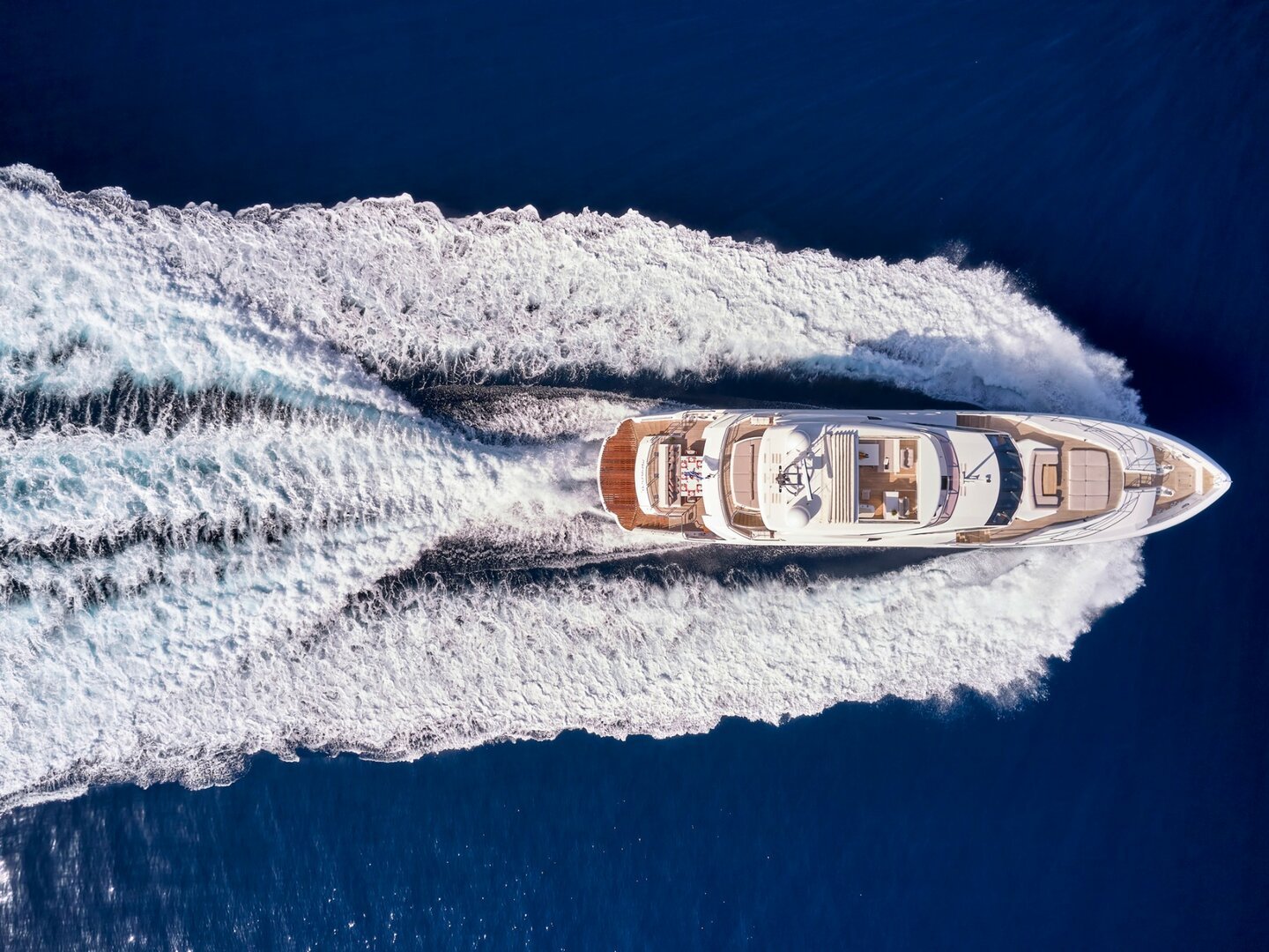 Luxury Motor Yacht MAKANI II