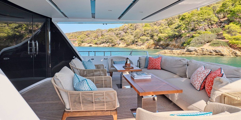 Motor-Yacht-Rare-Diamond-7-Hellas-Yachting Luxury Motor Yacht RARE DIAMOND