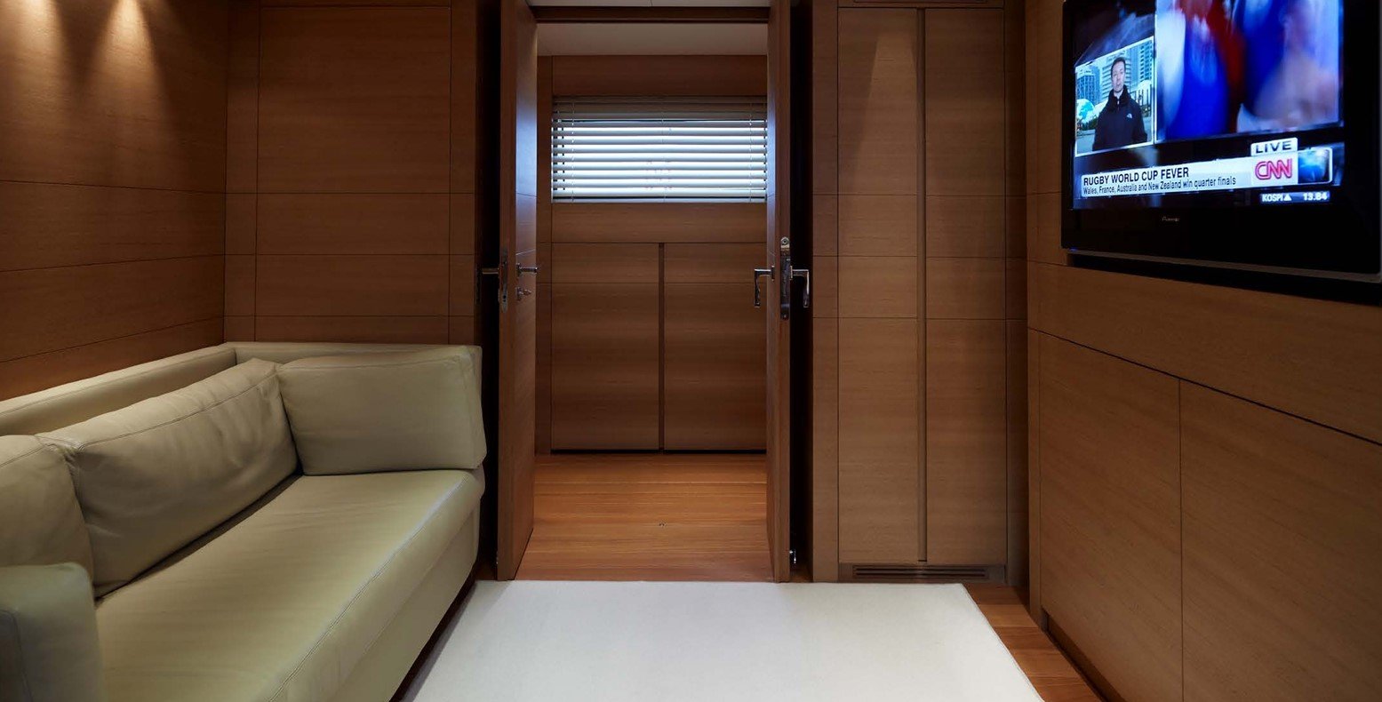 Luxury Motor Yacht FELIGO V
