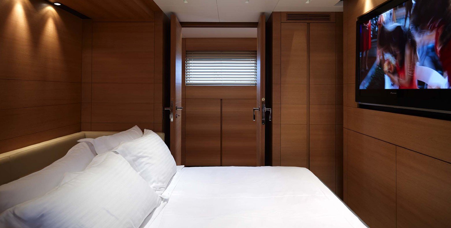 Luxury Motor Yacht FELIGO V