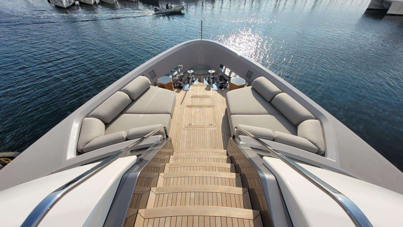 Luxury Motor Yacht FLORI