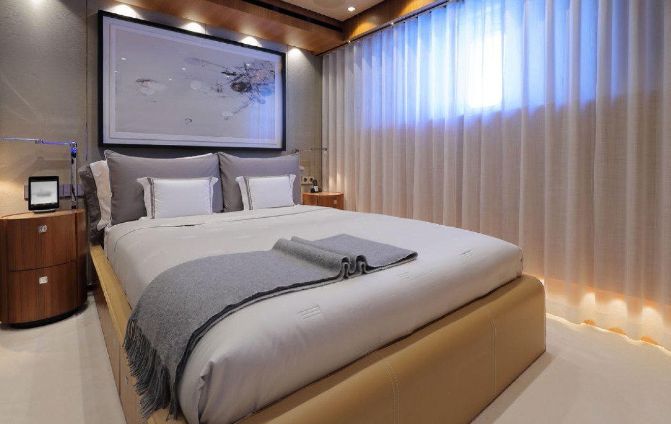 Mega Motor Yacht MADO