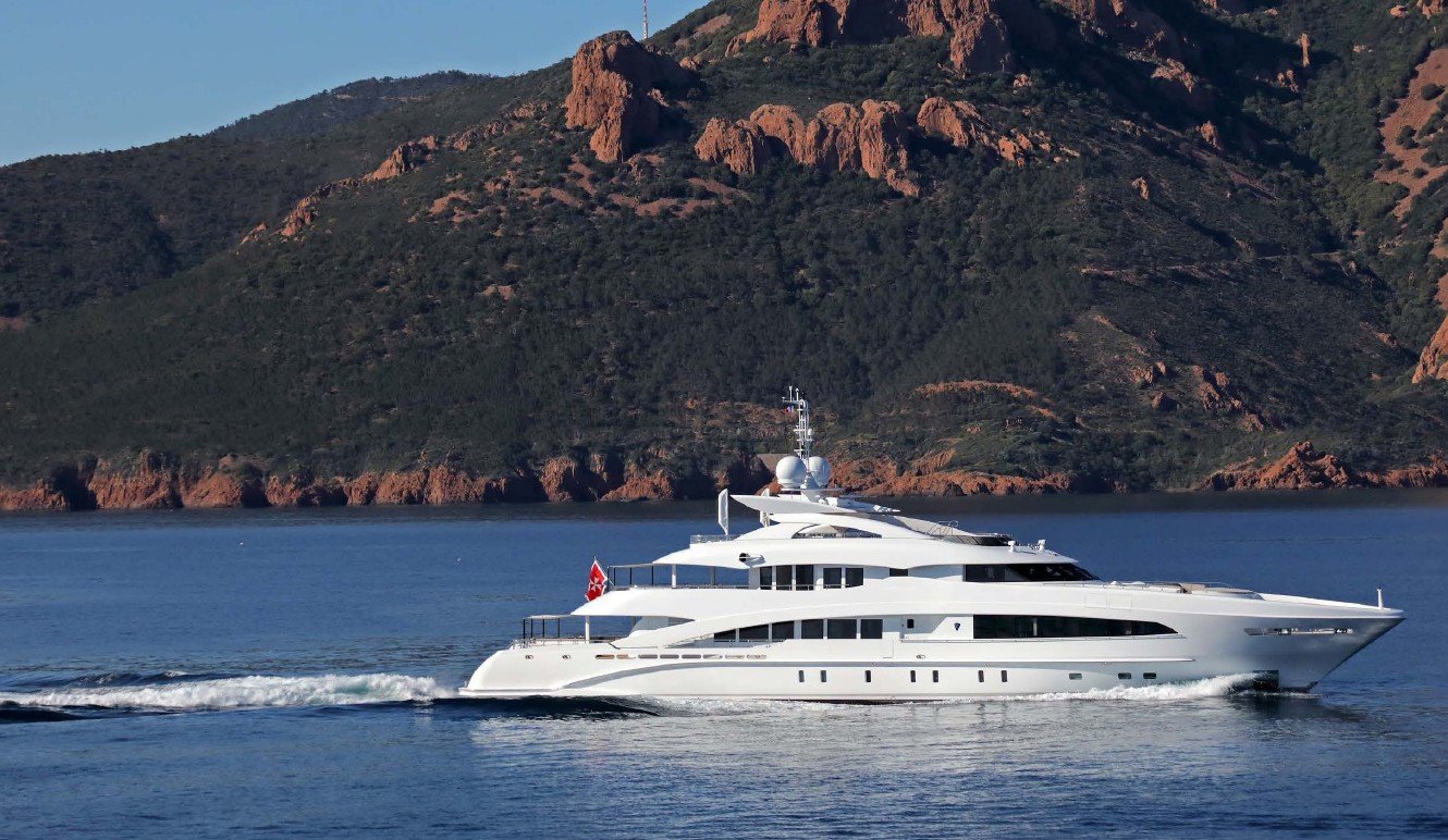 Mega Motor Yacht MADO