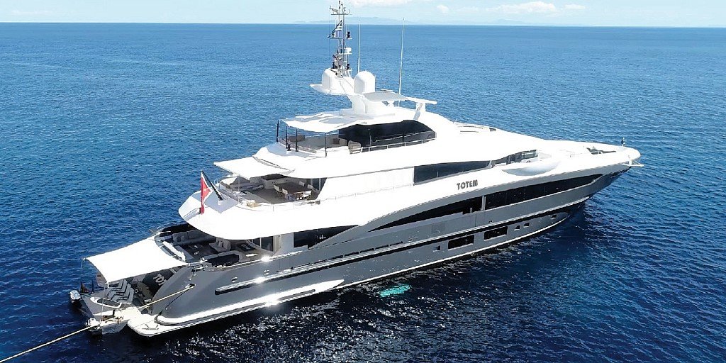 Mega Motor Yacht TOTEM