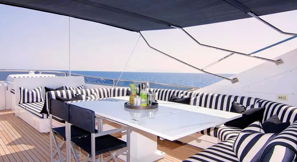 Luxury Motor Yacht REGINA K