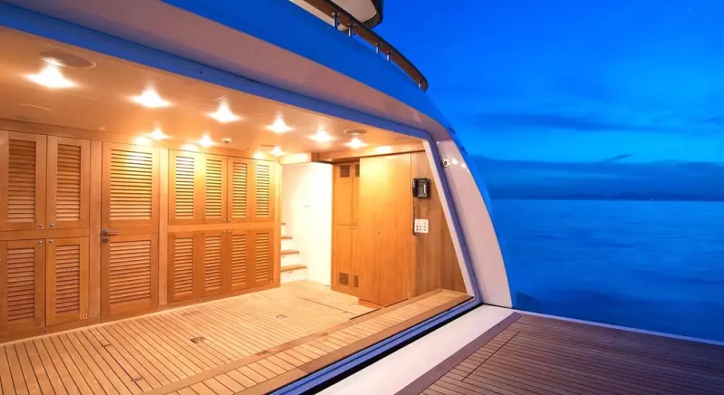 Luxury Motor Yacht REGINA K