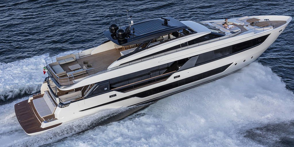 Luxury Motor Yacht SPICA