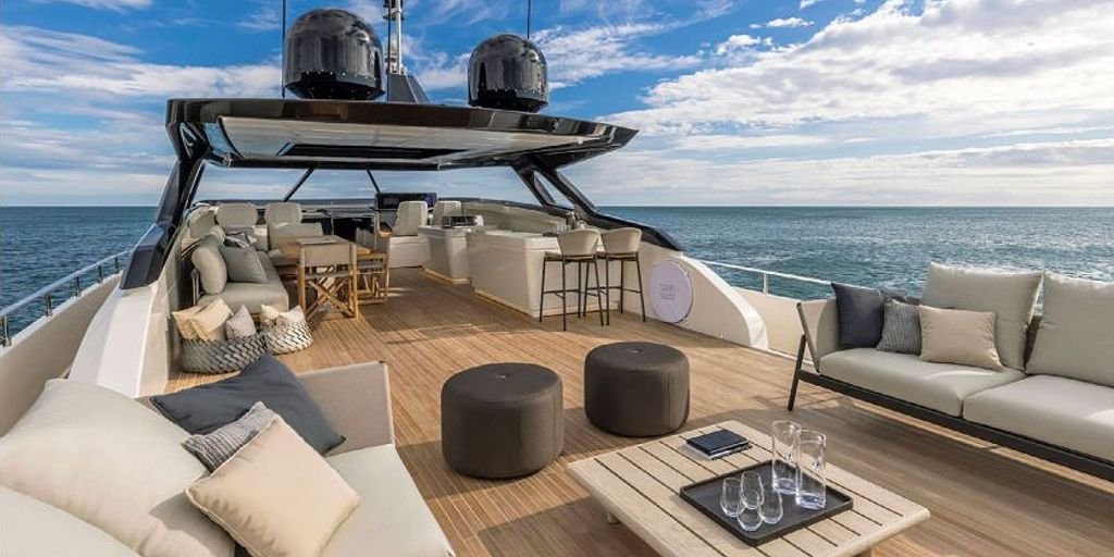 Luxury Motor Yacht SPICA