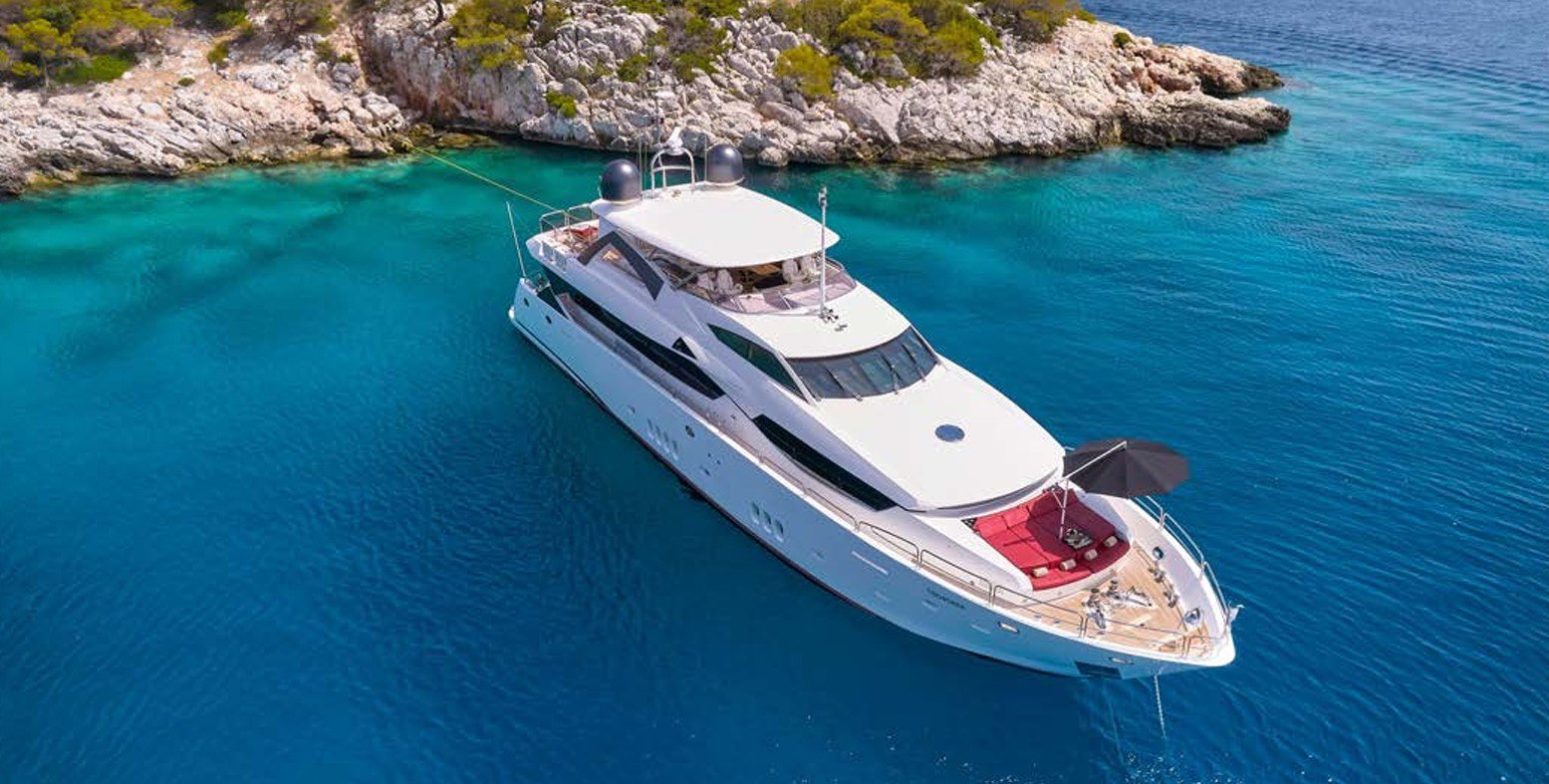 Luxury Motor Yacht WHITE PEARL