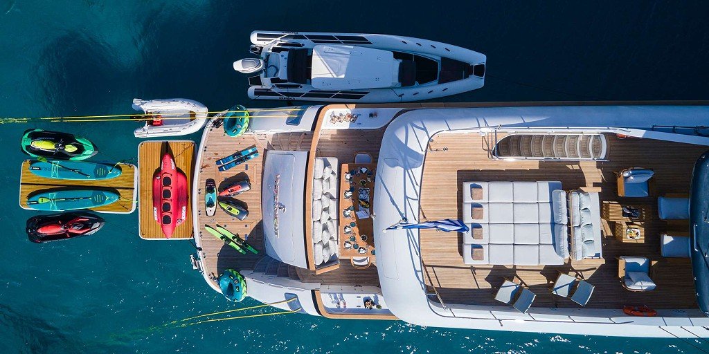 Luxury Motor Yacht WHITE KNIGHT