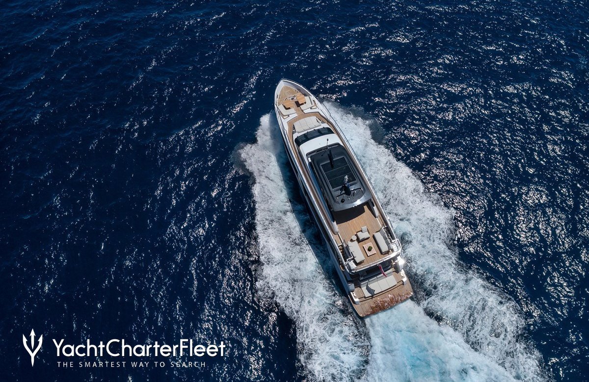 Luxury Motor Yacht IANASSA